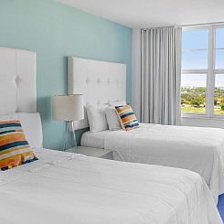 Seacoast Suites on Miami Beach