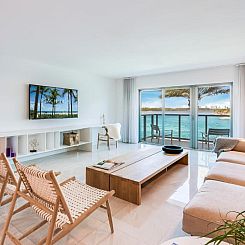 Beach Haus Bal Harbour