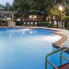 DoubleTree by Hilton Austin-University Area