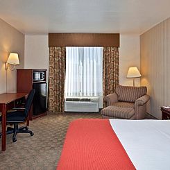 Holiday Inn Express Hotel and Suites - Henderson, an IHG Hot