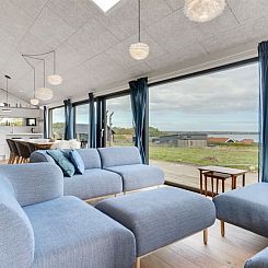 Vakantiehuis "Gunborg" - 400m from the sea