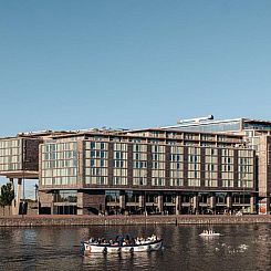 DoubleTree by Hilton Amsterdam Centraal Station