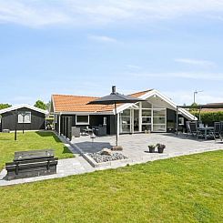 Vakantiehuis "Dyrken" - 200m from the sea