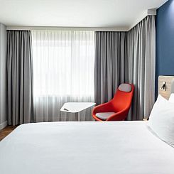 Holiday Inn Express Amsterdam - Sloterdijk Station, an IHG H