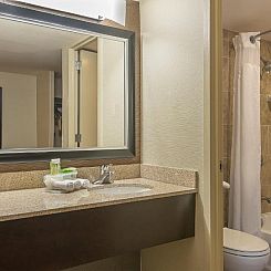 Holiday Inn Express Philadelphia-Midtown, an IHG Hotel