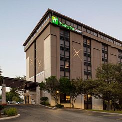 Holiday Inn Express - San Antonio Airport, an IHG Hotel