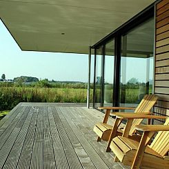 Quaint House Boat in Goeingahuizen with Sauna