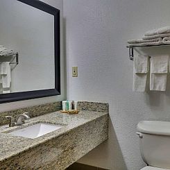 Country Inn & Suites by Radisson, Savannah Gateway, GA