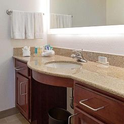 Homewood Suites by Hilton Miami - Airport West