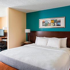 Fairfield Inn & Suites Dallas Park Central