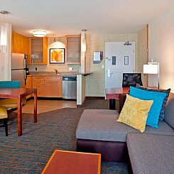 Residence Inn by Marriott Portland Airport at Cascade Statio