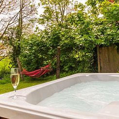 Vakantiehuis Chestnut Hot Tub Lodge