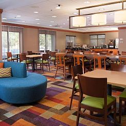 Fairfield Inn and Suites Atlanta Airport South/Sullivan Road