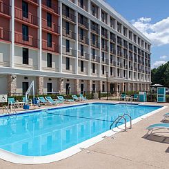 Holiday Inn Express Atlanta Airport-College Park, an IHG Hot