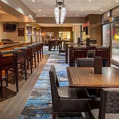 DoubleTree Suites by Hilton Minneapolis