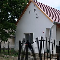 Vakantiehuisje in Döbrököz