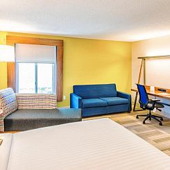 Holiday Inn Express Charleston US Highway 17 & I-526, an IHG