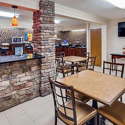 Best Western Inn & Suites of Macon