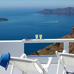 Whitedeck Santorini