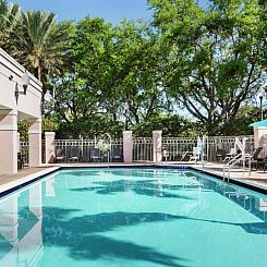 DoubleTree by Hilton Sunrise - Sawgrass Mills