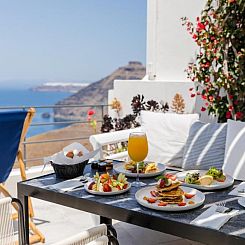 Porto Fira Suites