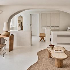 Mystique, a Luxury Collection Hotel, Santorini