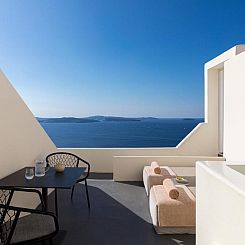 Canaves Oia Suites & Spa