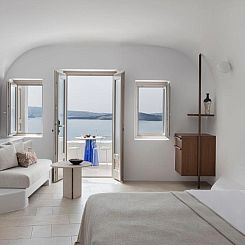 Canaves Oia Boutique Hotel