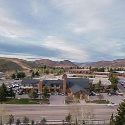 DoubleTree by Hilton Park City - The Yarrow