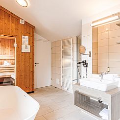 Vakantiehuis Superior mit 4 Schlafzimmern und Sauna