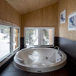 Vakantiehuis # 6 mit IR-Sauna und Sprudelwanne Innen