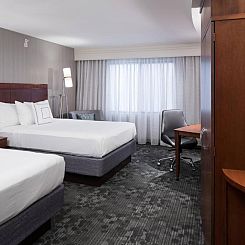 Courtyard by Marriott West Orange