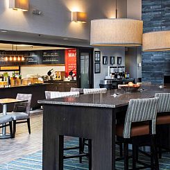 Hampton Inn & Suites Lincolnshire