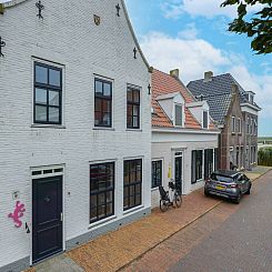 Geschakelde woning in Friesland, Nederland