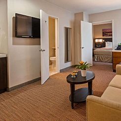 Best Western Royal Palace Inn & Suites