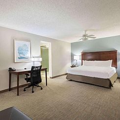 Homewood Suites by Hilton Tampa Airport - Westshore