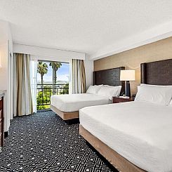 Embassy Suites by Hilton Los Angeles International Airport S