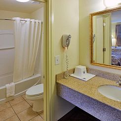 Americas Best Value Inn Near Downtown Nashville