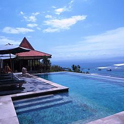 Lembongan Cliff Villas