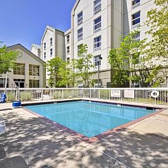 Hampton Inn & Suites Memphis-Shady Grove