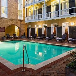 Holiday Inn Hotel French Quarter-Chateau Lemoyne, an IHG Hot