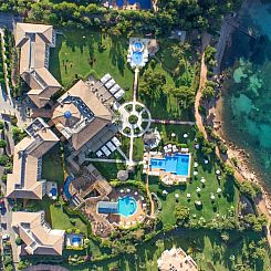 The St. Regis Mardavall Mallorca Resort