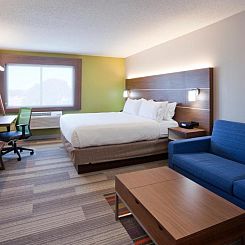 Holiday Inn Express Hotel & Suites Minneapolis-Golden Valley