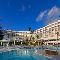 Leonardo Plaza Cypria Maris Beach Hotel & Spa