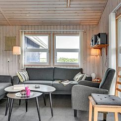 Vakantiehuis "Ingborg" - 150m from the sea