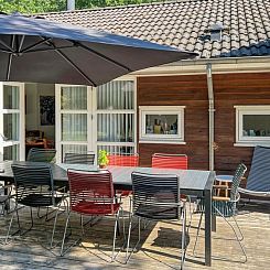 Vakantiehuis "Axel" - 1.2km from the sea