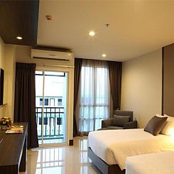 Crystal Suites Suvarnbhumi Airport