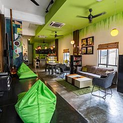 PODs The Backpackers Home & Cafe, Kuala Lumpur