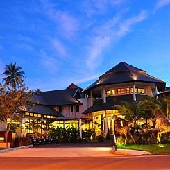 Navatara Phuket Resort - SHA Plus