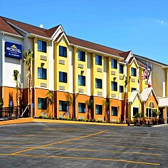 Microtel Inn & Suites by Wyndham New Braunfels I-35